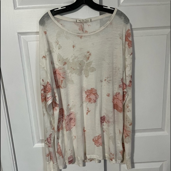 FREE PEOPLE IVORY AND PEACH ARIELLE FLORAL LONG SLEEVE TEE - Picture 3 of 7